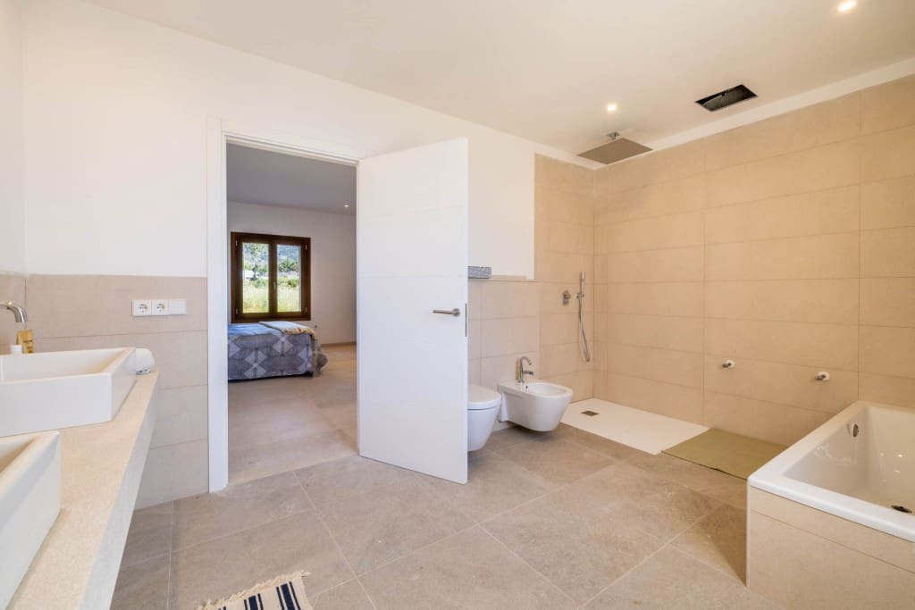 4 soverom Finca/Herregård til salgs i Alaro med svømmebasseng - € 3 200 000 (Ref: 9141456)