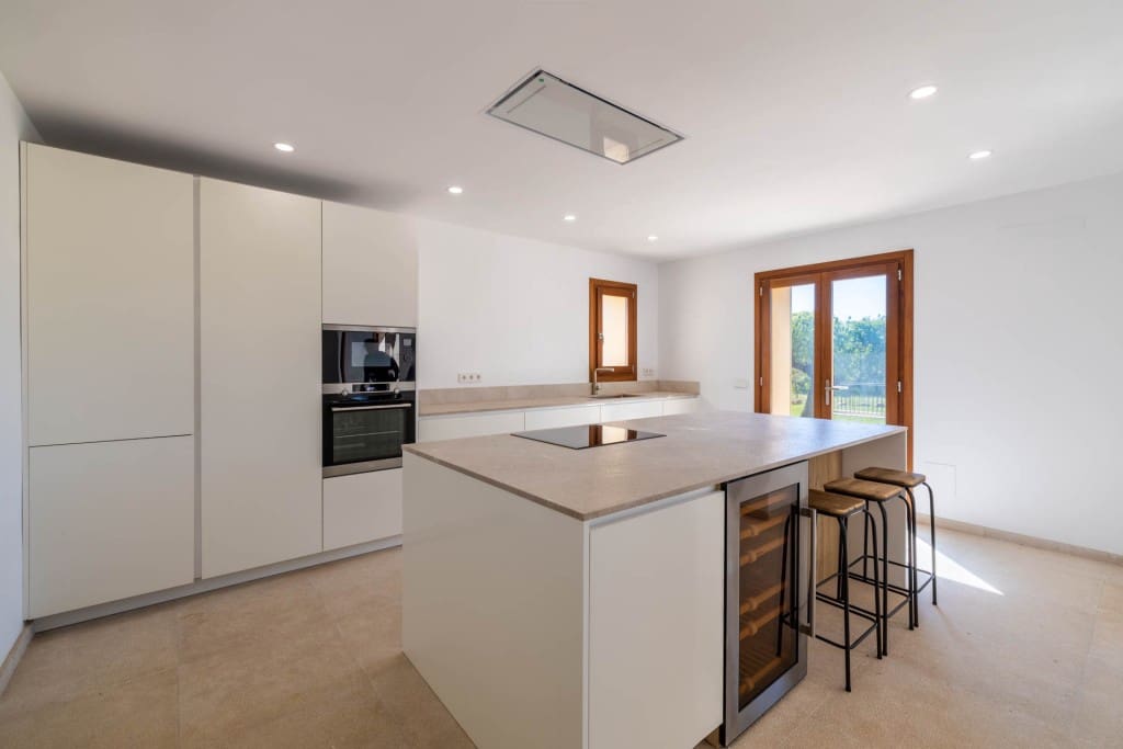 4 soverom Finca/Herregård til salgs i Alaro med svømmebasseng - € 3 200 000 (Ref: 9141456)