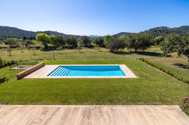 4 bedroom Finca/Country House for sale in Alaró with pool - € 3,200,000 (Ref: 9141456)