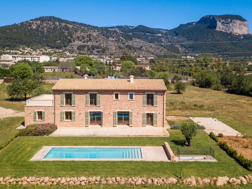 4 soverom Finca/Herregård til salgs i Alaro med svømmebasseng - € 3 200 000 (Ref: 9141456)