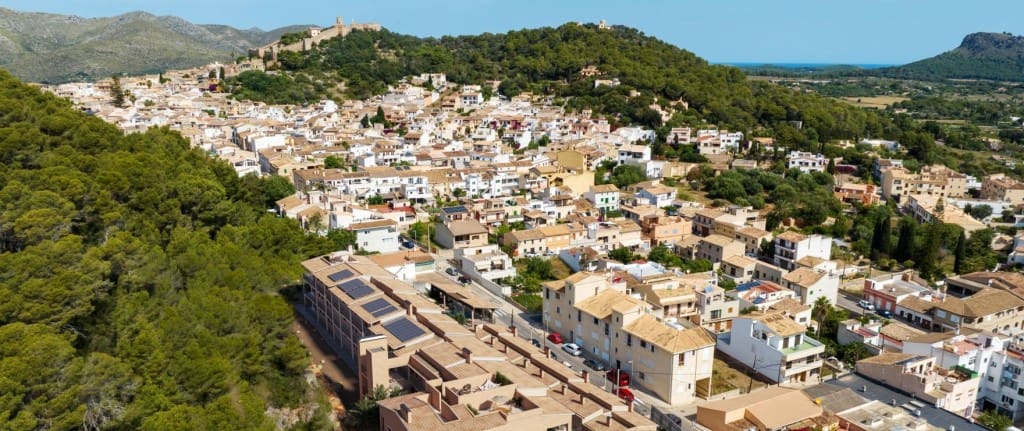 2 bedroom Apartment for sale in Capdepera with pool - € 425,000 (Ref: 9146886)