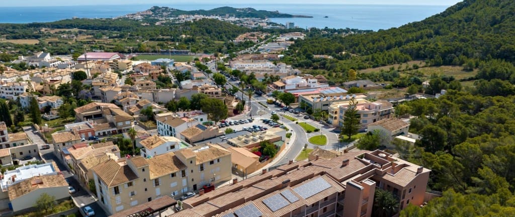 2 bedroom Apartment for sale in Capdepera with pool - € 425,000 (Ref: 9146886)