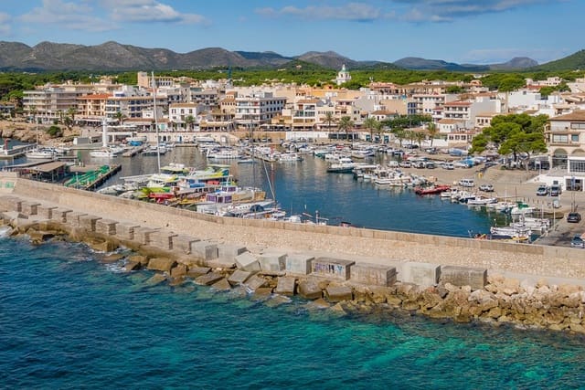 2 soverom Leilighet til salgs i Cala Ratjada, Capdepera med svømmebasseng garasje - € 395 000 (Ref: 9146889)