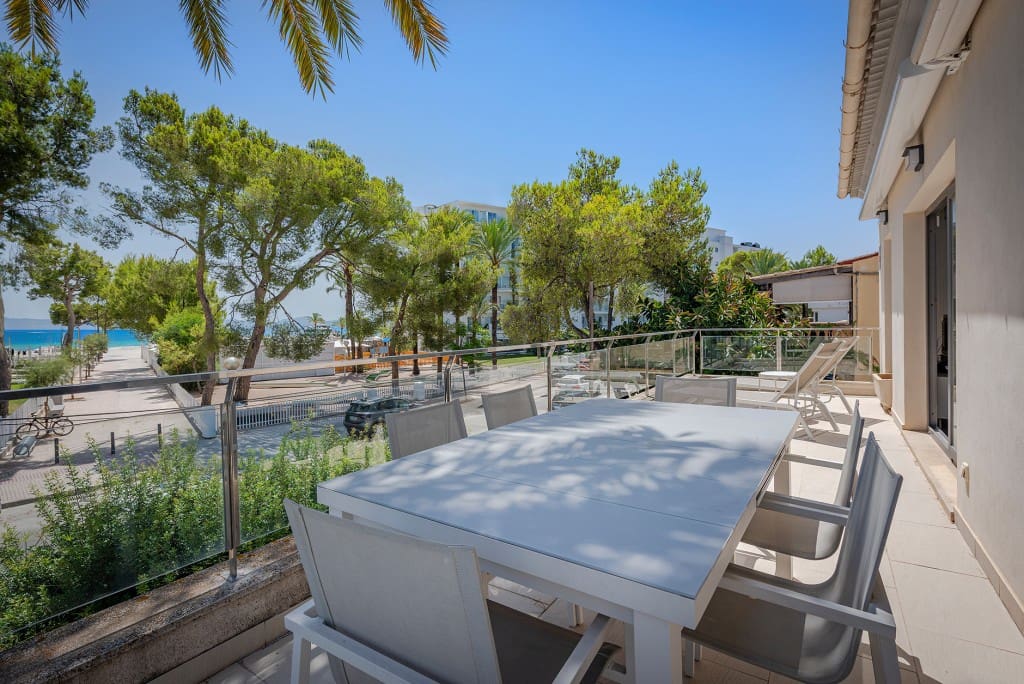 3 soveværelse Penthouse til salg i Puerto de Alcudia med garage - € 795.000 (Ref: 9160859)