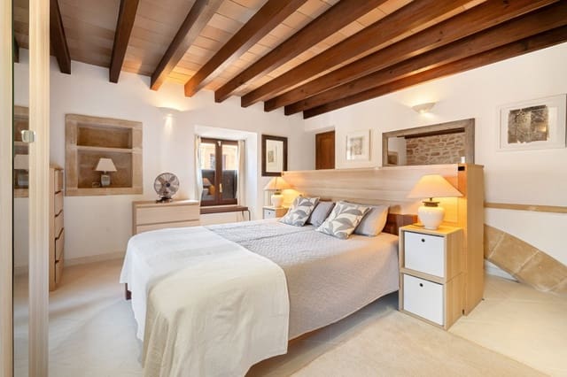 Casa de 4 habitaciones en Alcúdia en venta con garaje - 950.000 € (Ref: 9171269)