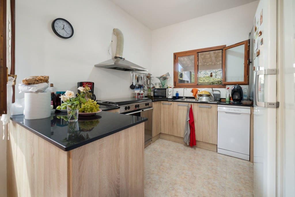 5 slaapkamer Finca/Landhuis te koop in Sant Elm met garage - € 1.390.000 (Ref: 9186751)