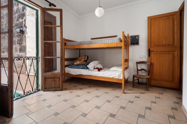 Casa de 7 habitaciones en Alcúdia en venta con garaje - 1.276.200 € (Ref: 9192150)