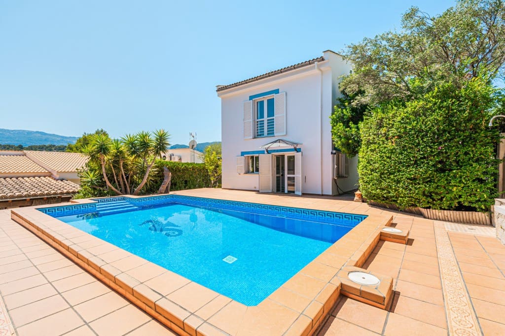 4 soverom Villa til salgs i Puerto de Soller / Port de Soller med svømmebasseng garasje - € 1 950 000 (Ref: 9200344)