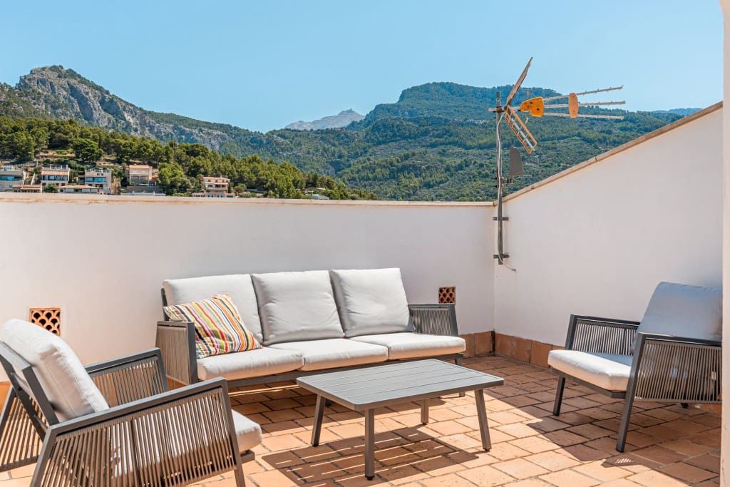 4 soverom Villa til salgs i Puerto de Soller / Port de Soller med svømmebasseng garasje - € 1 950 000 (Ref: 9200344)