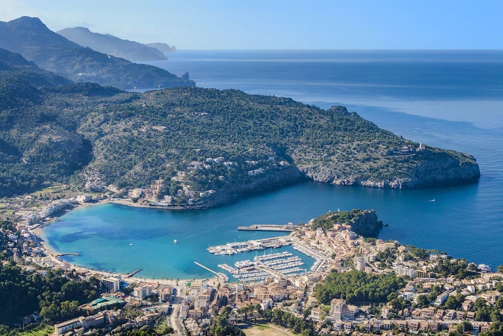 4 soverom Villa til salgs i Puerto de Soller / Port de Soller med svømmebasseng garasje - € 1 950 000 (Ref: 9200344)