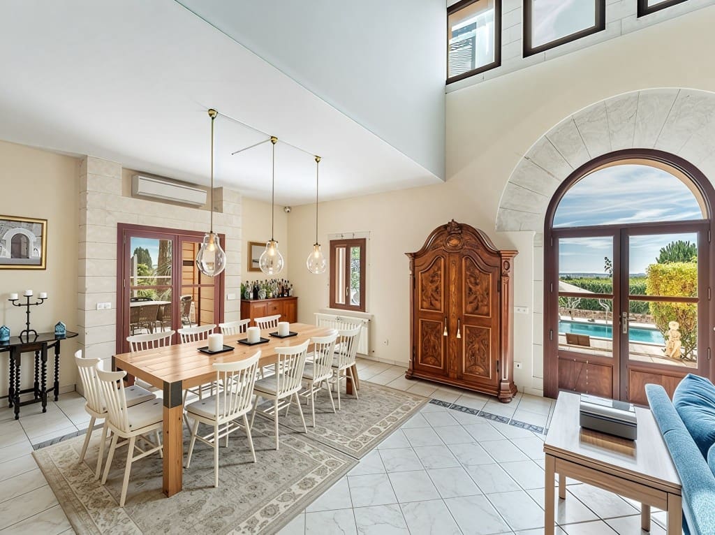 6 slaapkamer Finca/Landhuis te koop in Ses Salines met zwembad - € 1.850.000 (Ref: 9204360)