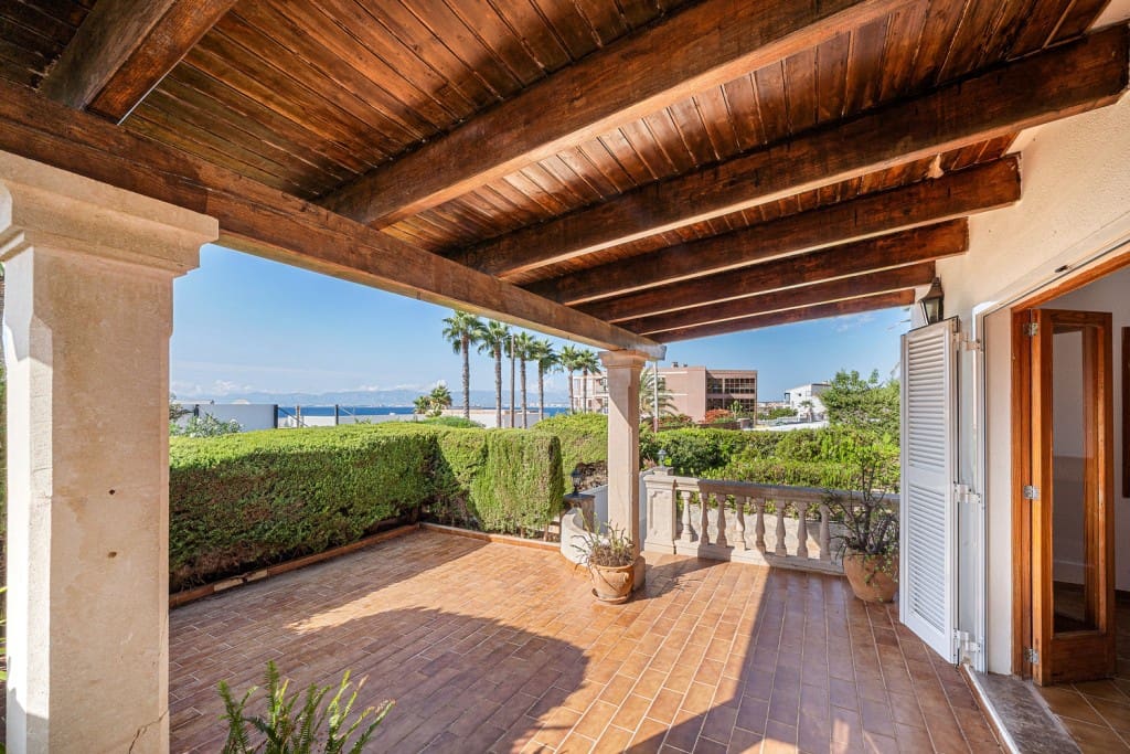 3 soveværelse Villa til salg i Cala Blava med swimmingpool - € 1.325.000 (Ref: 9208201)