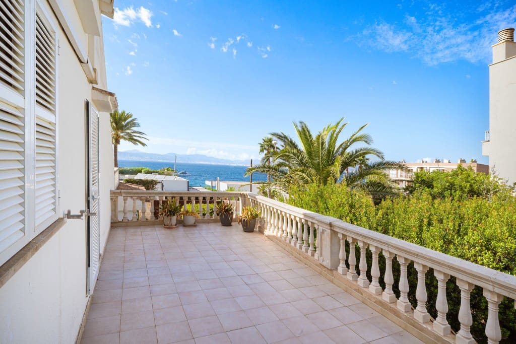 3 soveværelse Villa til salg i Cala Blava med swimmingpool - € 1.325.000 (Ref: 9208201)