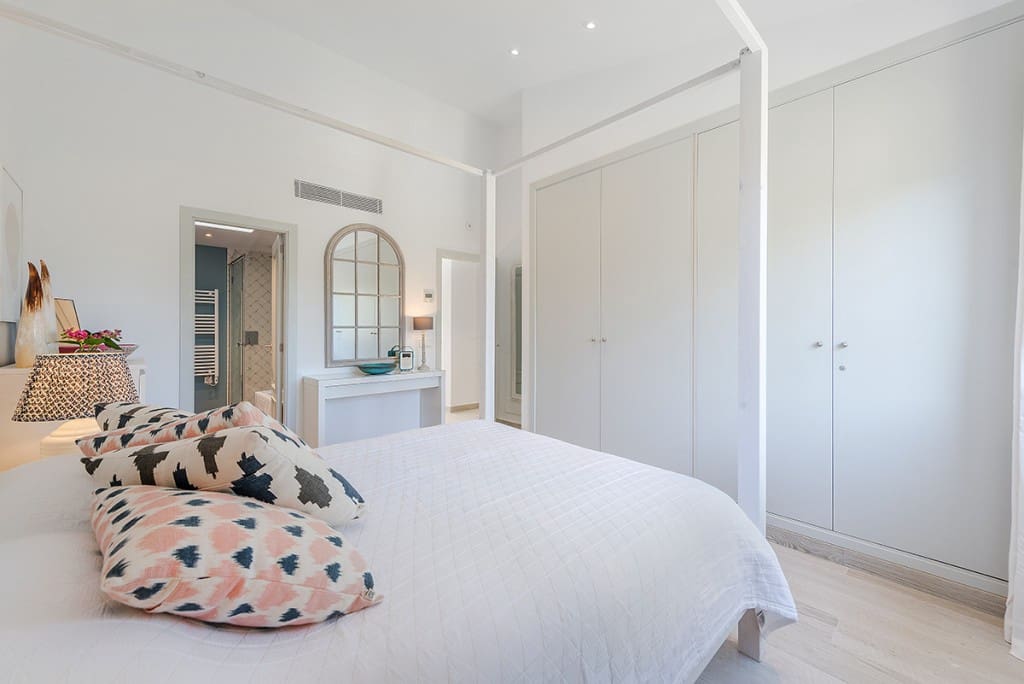 6 soveværelse Finca/Landehus til salg i Pollensa / Pollenca med swimmingpool - € 3.890.000 (Ref: 9219813)