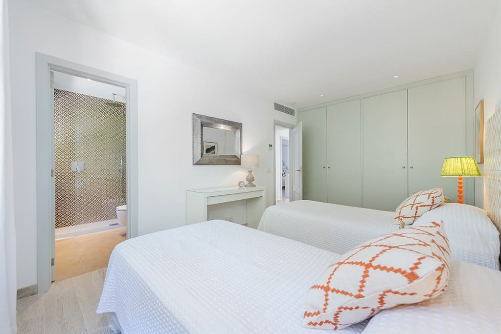 6 soveværelse Finca/Landehus til salg i Pollensa / Pollenca med swimmingpool - € 3.890.000 (Ref: 9219813)