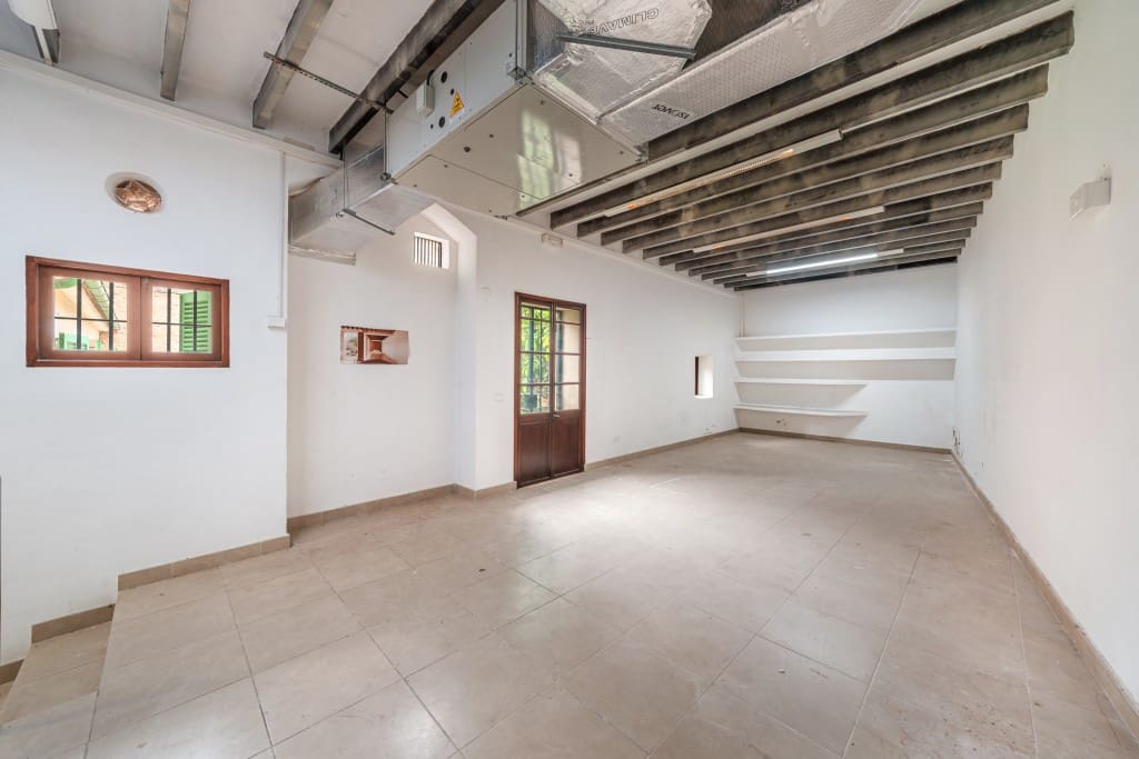 5 soveværelse Semi-Rækkehus til salg i Campos - € 1.295.000 (Ref: 9226339)