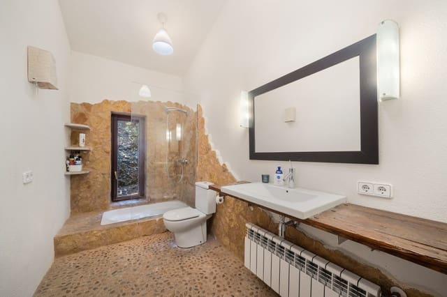 4 slaapkamer Finca/Landhuis te koop in Esporles met zwembad - € 1.490.000 (Ref: 9226341)