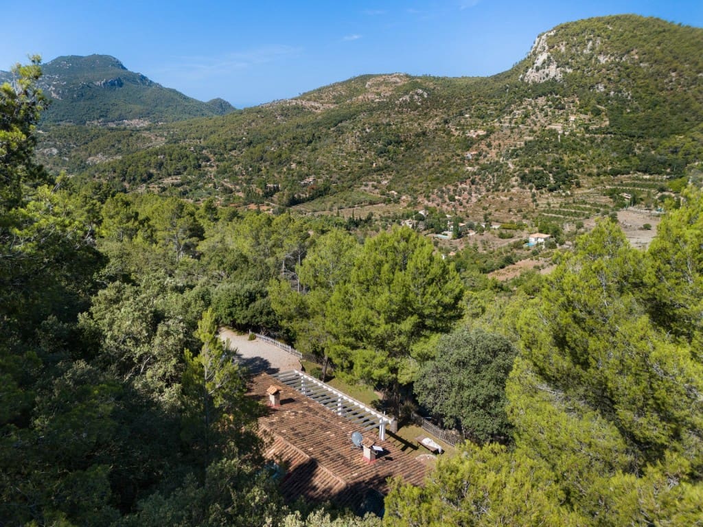 4 bedroom Finca/Country House for sale in Esporles with pool - € 1,490,000 (Ref: 9226341)