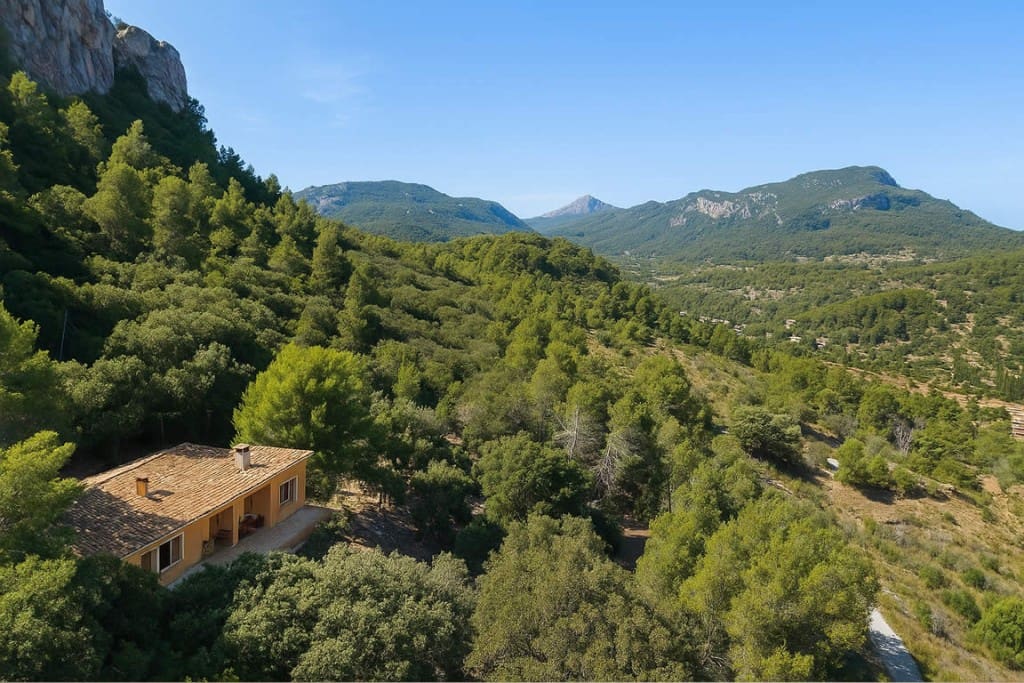 4 bedroom Finca/Country House for sale in Esporles with pool - € 1,490,000 (Ref: 9226341)