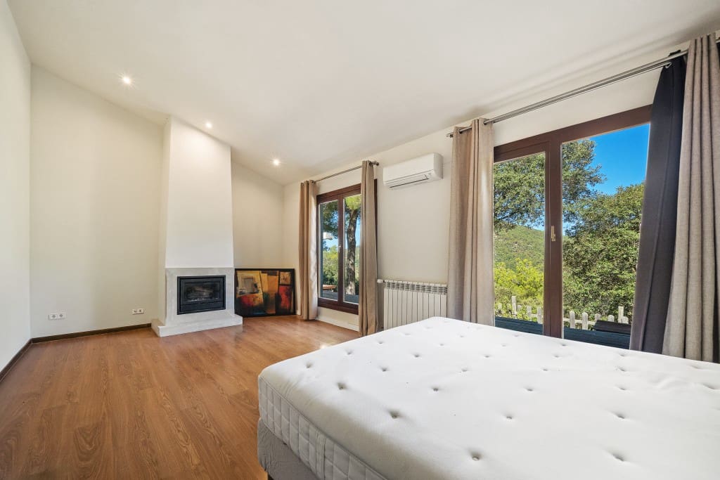 4 slaapkamer Finca/Landhuis te koop in Esporles met zwembad - € 1.490.000 (Ref: 9226341)