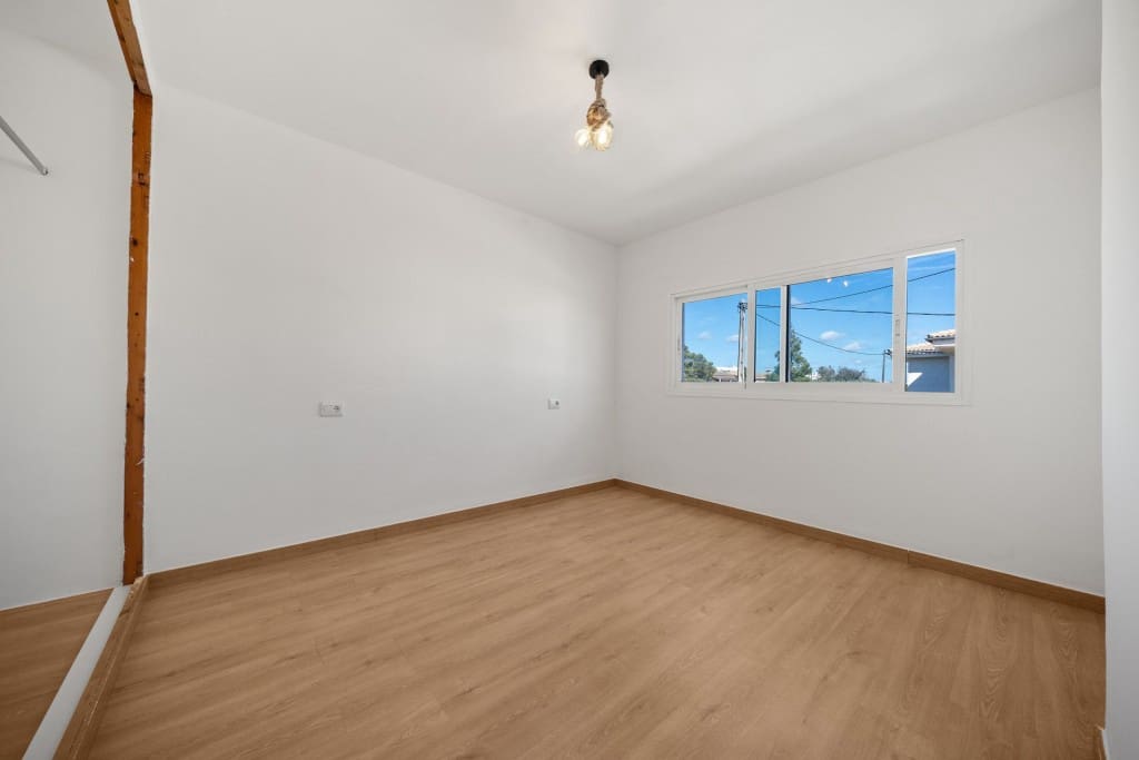 5 bedroom Villa for sale in Sa Rapita / La Rapita with pool - € 595,000 (Ref: 9226343)