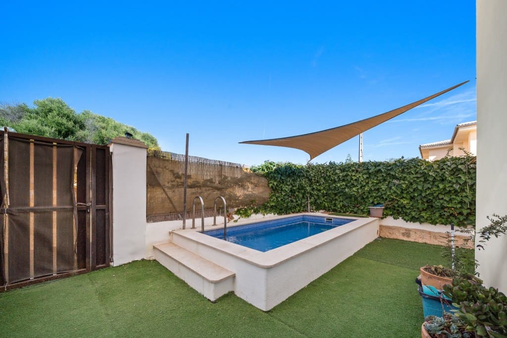 5 bedroom Villa for sale in Sa Rapita / La Rapita with pool - € 595,000 (Ref: 9226343)