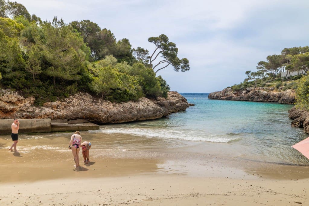 3 soveværelse Villa til salg i Cala Llombards med swimmingpool - € 1.850.000 (Ref: 9228421)