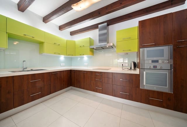 5 sypialnia Finka/Dom wiejski na sprzedaż w Campos z basenem - 2 350 000 € (Ref: 9262395)