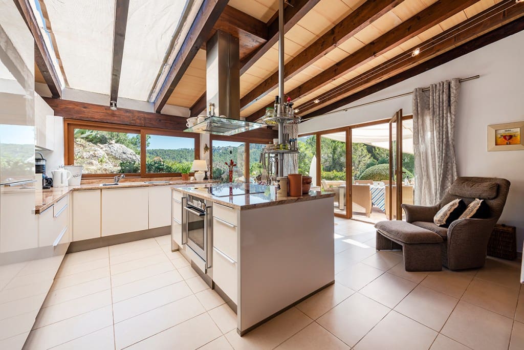 5 soveværelse Finca/Landehus til salg i Sant Elm med swimmingpool garage - € 2.900.000 (Ref: 9264164)