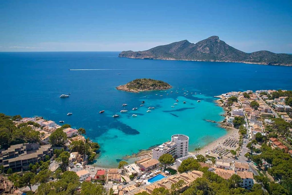 5 soveværelse Finca/Landehus til salg i Sant Elm med swimmingpool garage - € 2.900.000 (Ref: 9264164)