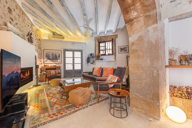 4 soveværelse Byhus til salg i Pollensa / Pollença med swimmingpool - € 1.200.000 (Ref: 9269276)