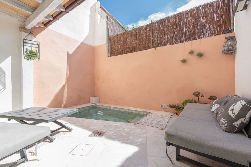 4 soveværelse Byhus til salg i Pollensa / Pollenca med swimmingpool - € 1.200.000 (Ref: 9269276)