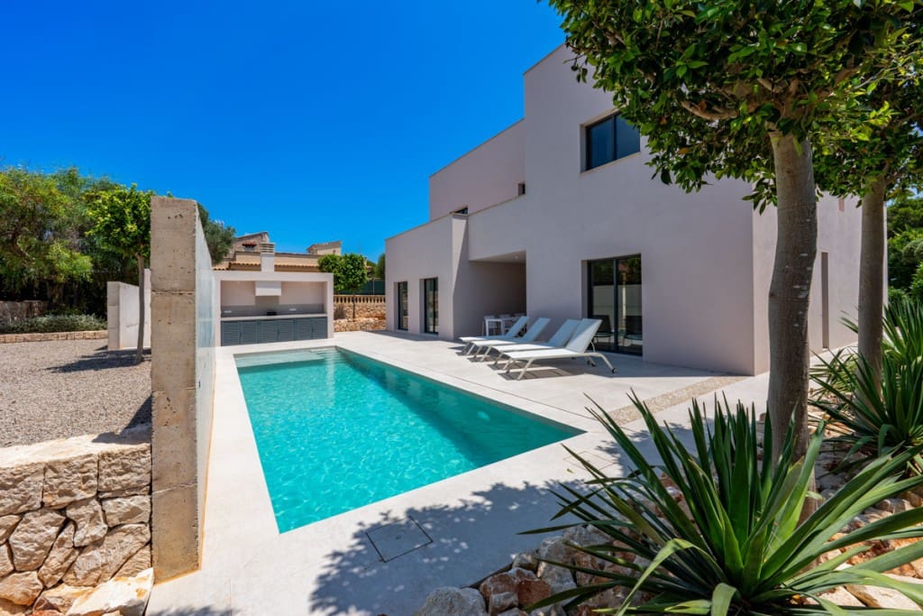 4 soveværelse Villa til salg i Santanyi med swimmingpool - € 1.950.000 (Ref: 9272221)