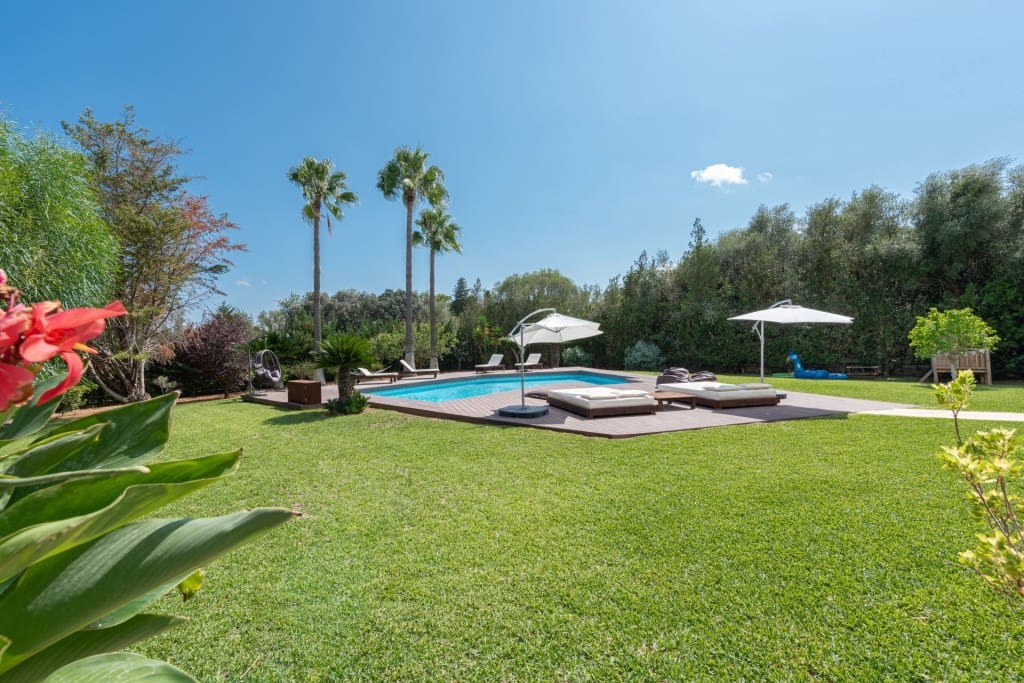 5 bedroom Villa for sale in Pollensa / Pollenca with pool garage - € 1,650,000 (Ref: 9272224)