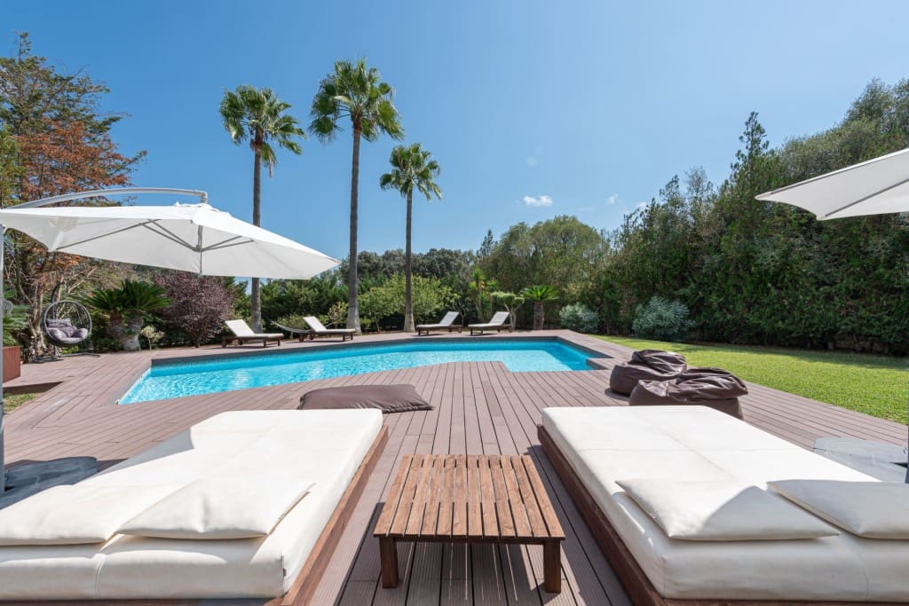 5 bedroom Villa for sale in Pollensa / Pollenca with pool garage - € 1,650,000 (Ref: 9272224)