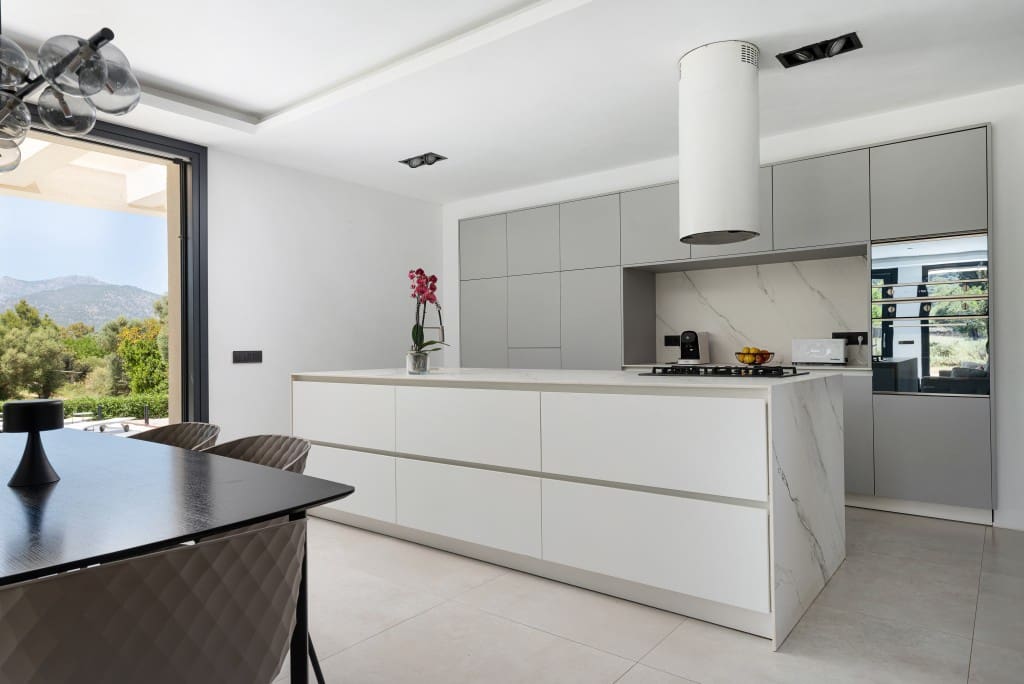 4 sypialnia Finka/Dom wiejski na sprzedaż w Selva z basenem - 3 700 000 € (Ref: 9280948)