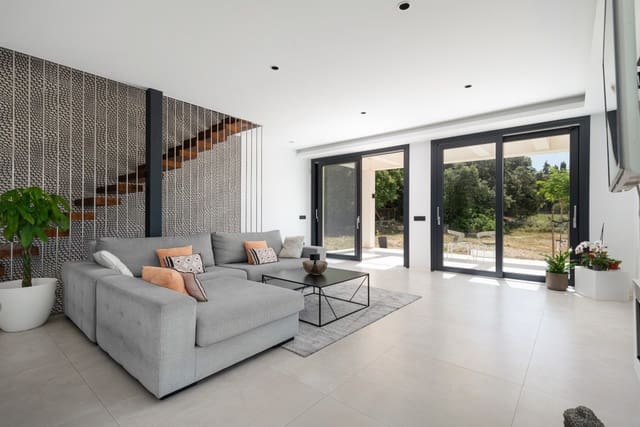 4 bedroom Finca/Country House for sale in Selva with pool - € 3,700,000 (Ref: 9280948)