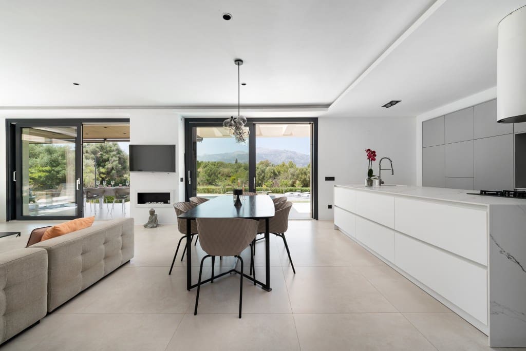 4 sypialnia Finka/Dom wiejski na sprzedaż w Selva z basenem - 3 700 000 € (Ref: 9280948)