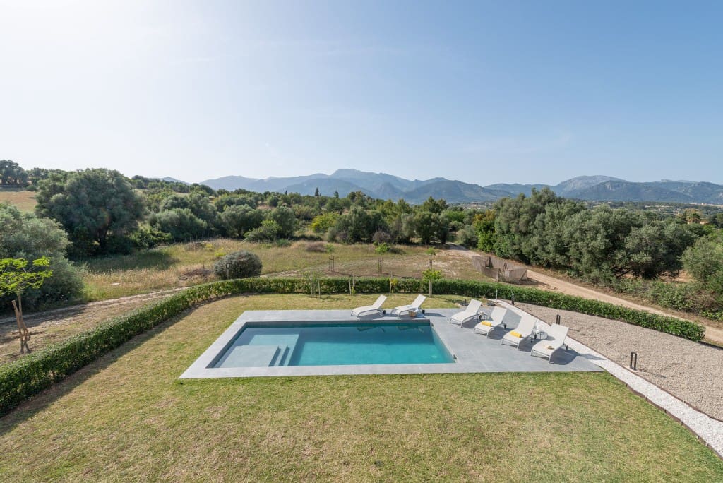 4 sypialnia Finka/Dom wiejski na sprzedaż w Selva z basenem - 3 700 000 € (Ref: 9280948)