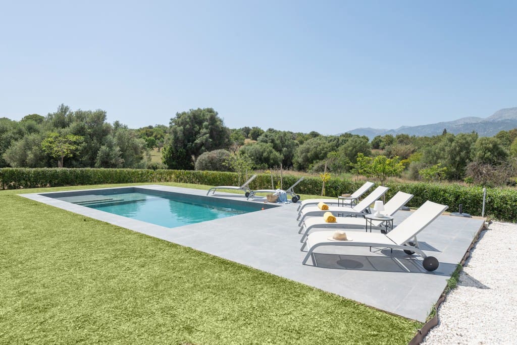 4 sypialnia Finka/Dom wiejski na sprzedaż w Selva z basenem - 3 700 000 € (Ref: 9280948)