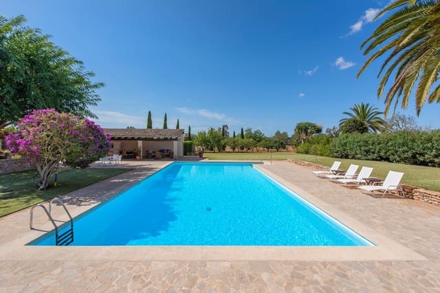 8 soveværelse Finca/Landehus til salg i Santanyí med swimmingpool garage - € 5.500.000 (Ref: 9280949)