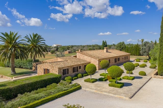 8 soveværelse Finca/Landehus til salg i Santanyí med swimmingpool garage - € 5.500.000 (Ref: 9280949)