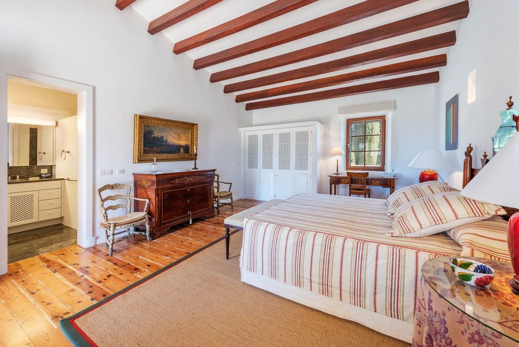 8 soveværelse Finca/Landehus til salg i Santanyi med swimmingpool garage - € 5.500.000 (Ref: 9280949)