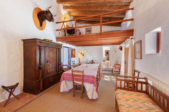 8 soveværelse Finca/Landehus til salg i Santanyí med swimmingpool garage - € 5.500.000 (Ref: 9280949)