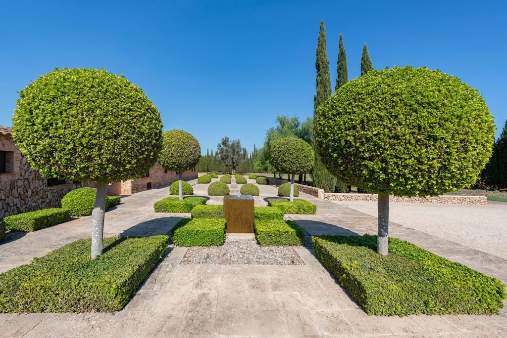 8 soveværelse Finca/Landehus til salg i Santanyi med swimmingpool garage - € 5.500.000 (Ref: 9280949)