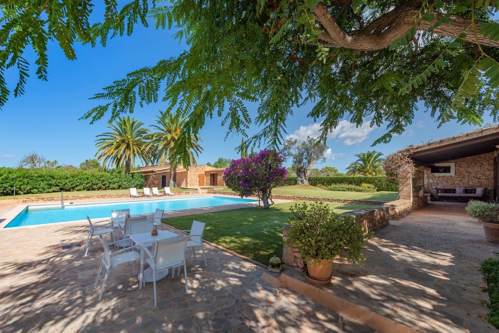 8 soveværelse Finca/Landehus til salg i Santanyi med swimmingpool garage - € 5.500.000 (Ref: 9280949)