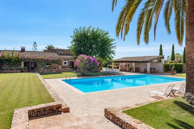 8 soveværelse Finca/Landehus til salg i Santanyí med swimmingpool garage - € 5.500.000 (Ref: 9280949)