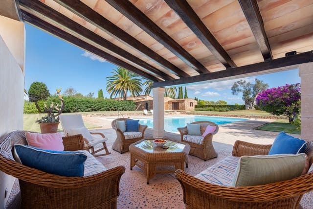 8 soveværelse Finca/Landehus til salg i Santanyí med swimmingpool garage - € 5.500.000 (Ref: 9280949)