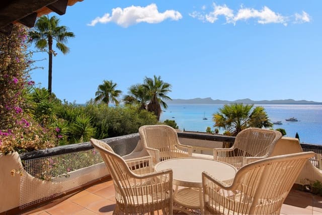 4 sovrum Villa till salu i Alcúdia med pool - 2 195 000 € (Ref: 9296698)