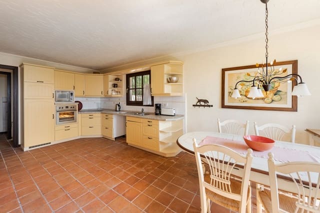 4 sovrum Villa till salu i Alcúdia med pool - 2 195 000 € (Ref: 9296698)